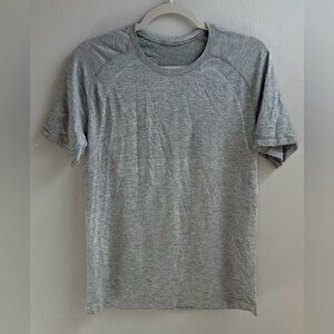 lululemon athletica fast & free Gray Short Sleeve tee shirt
